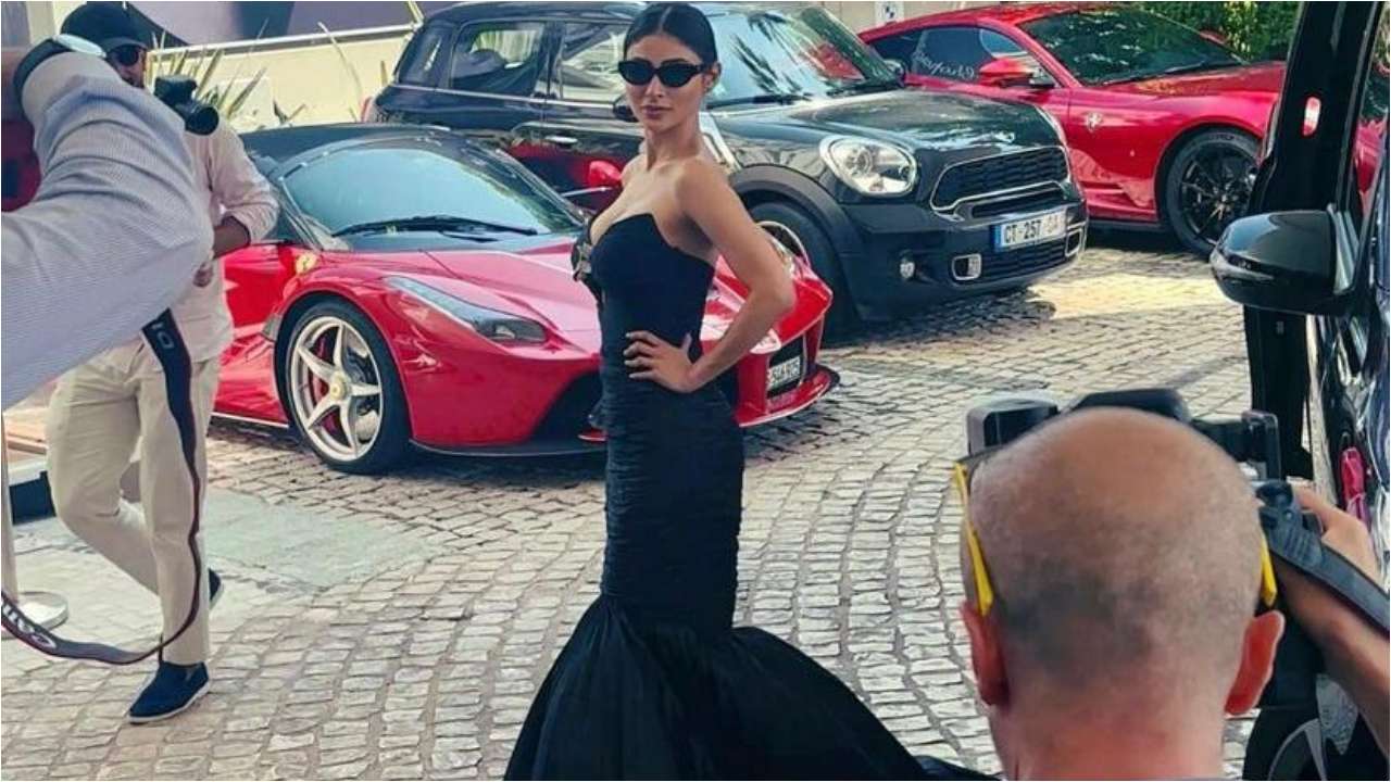 gown for debut black