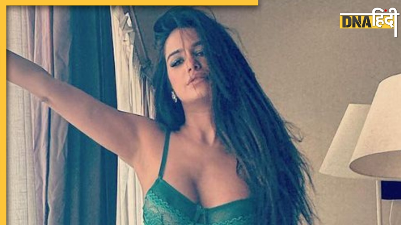 Poonam Pandey की Bikini फोटोज ने पार की बोल्डनेस की सारी हदें, लोग बोले '440 वोल्ट का करंट'