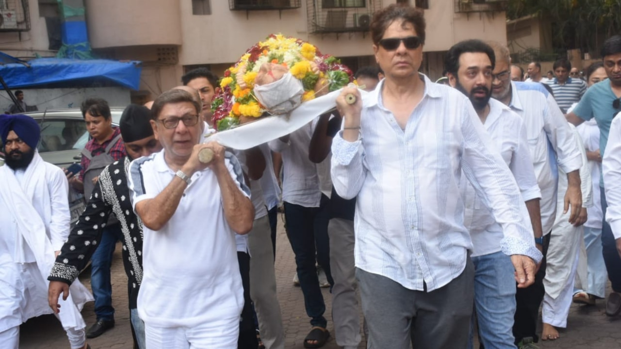 Arjun Aka Firoz Khan at Shakuni Mama last Rites