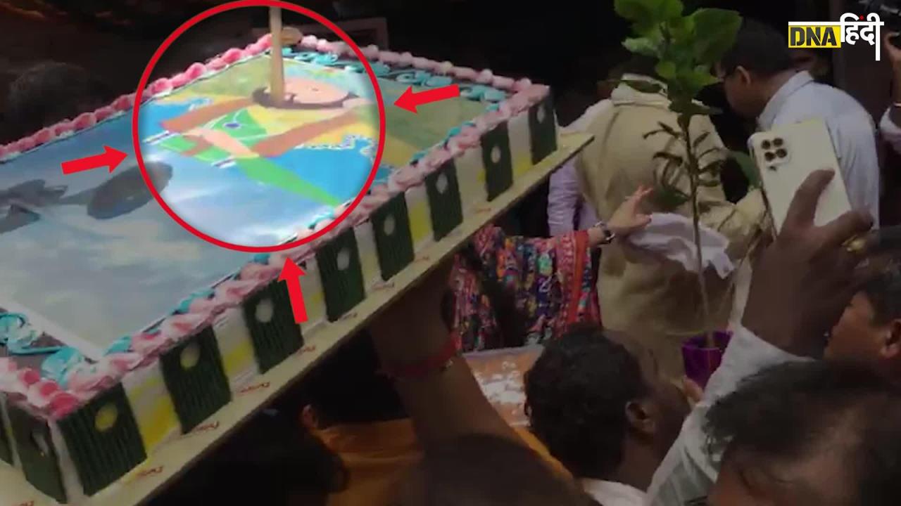 Video: राज ठाकरे ने औरंगजेब की तस्वीर वाला केक काटा, वीडियो हुआ वायरल
