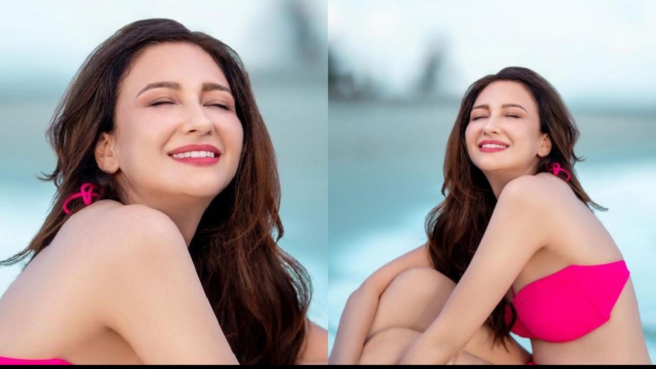 Saumya Tandon Bikini Shoot