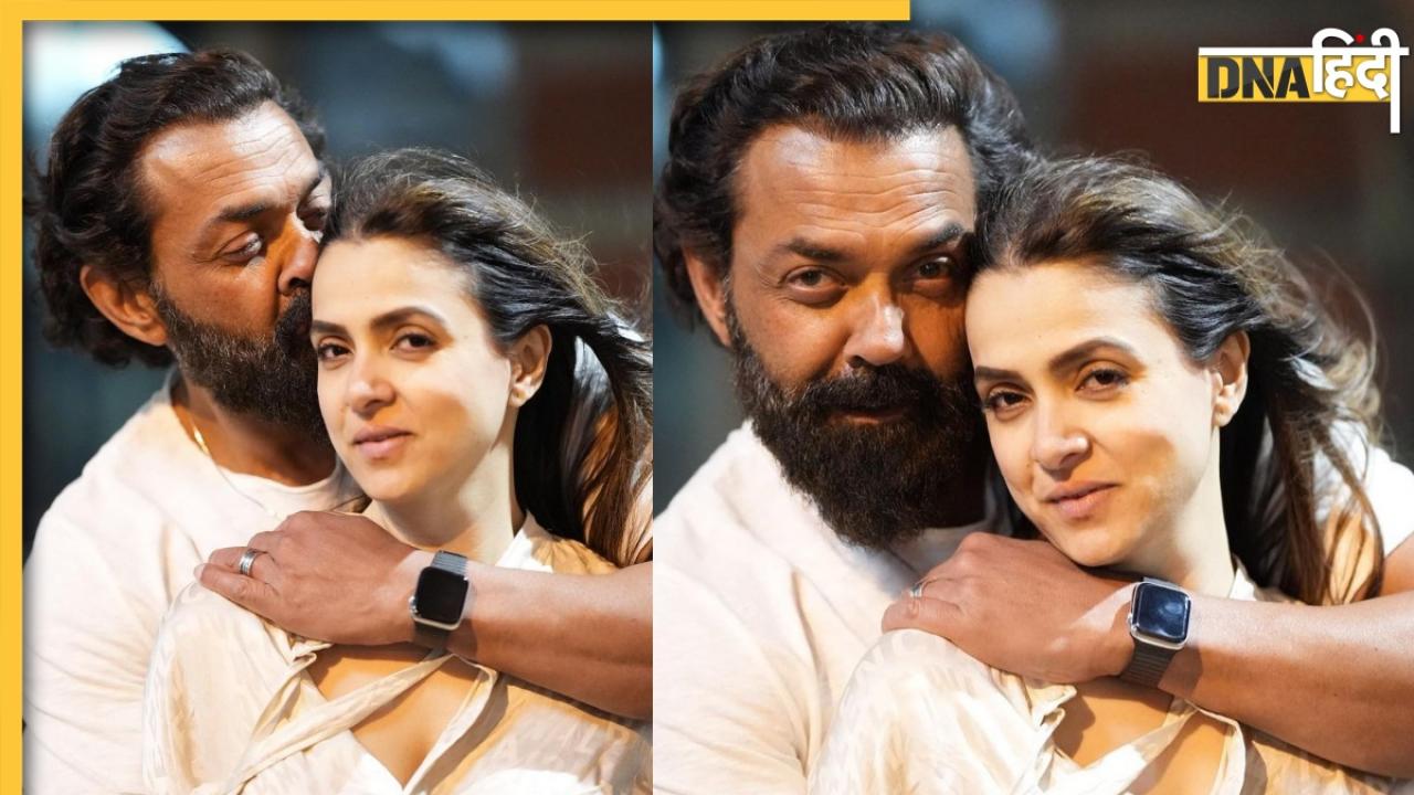 बीवी से कितना प्यार करते हैं Bobby Deol, भतीजे की शादी में सबके सामने यूं किया रोमांस, देखें वीडियो