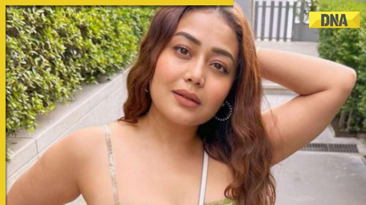 Neha Kakkar Hot Sex - Neha Kakkar's audition video from Indian Idol 2 goes viral, netizens say  'nahi bhejna chahiye tha Mumbai' - Watch