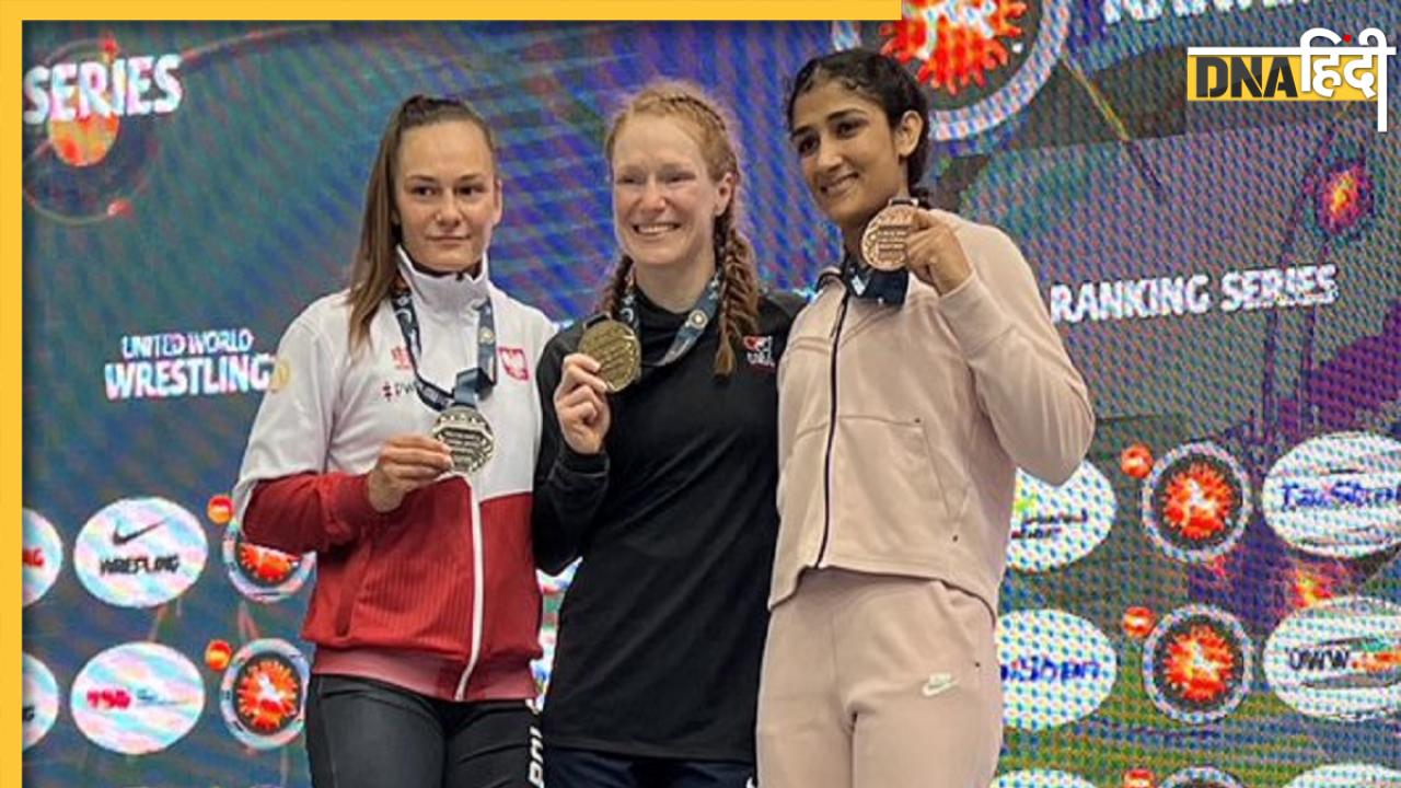 जंतर-मंतर पर धरने पर बैठी Sangeeta Phogat ने किया कमाल, हंगरी में जीता पदक 