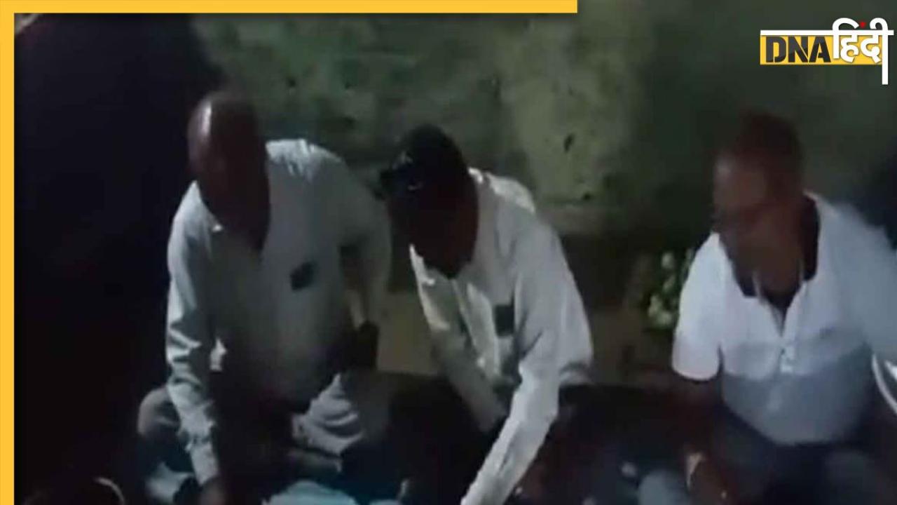 छात्र से रिश्वत में मुर्गा लेकर स्कूल में ही की चिकन पार्टी, Video वायरल होने पर मचा हंगामा