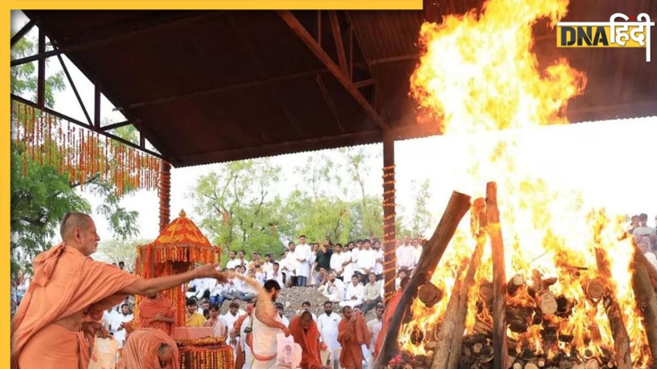 Pitru Paksha 2023: मृत्यु के वक्त पास हों ये 5 चीजें तो बैकुंठ में मिलता है स्थान, पापों से मिलती है मुक्ति