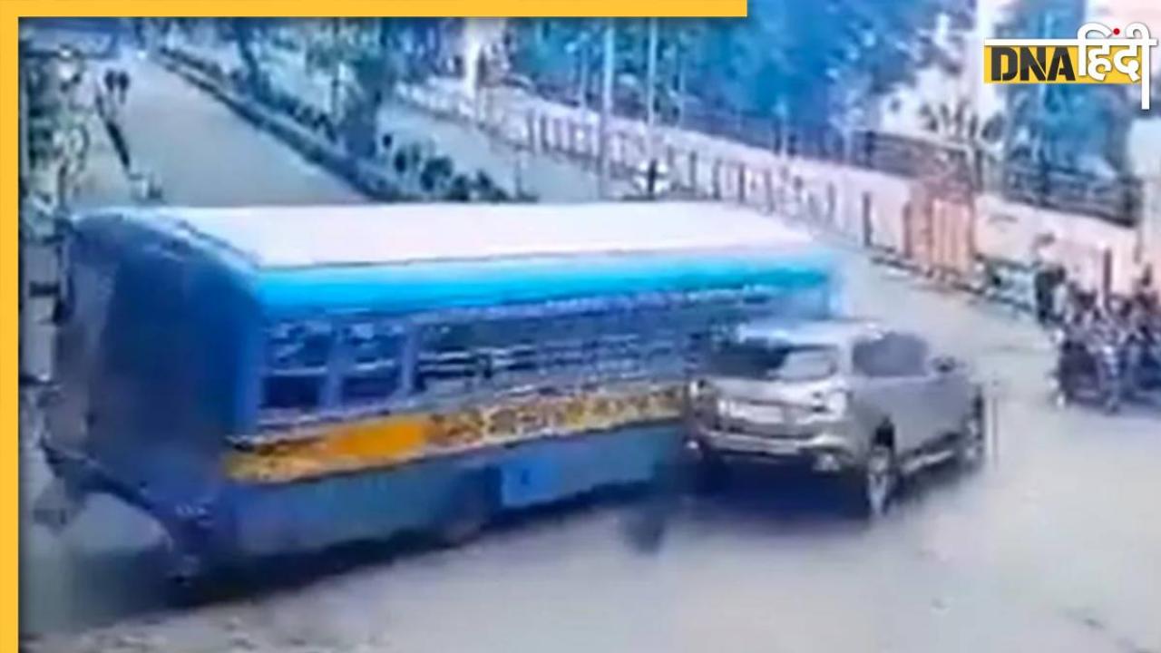 तेज रफ्तार बस ने तोड़ा सिग्नल, सीधे SUV से टकरा गई, देखें रफ्तार का डरावना Viral Video