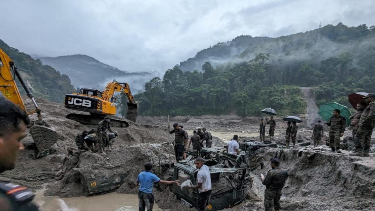 केंद्र सरकार ने मदद के लिए बढ़ाया हाथ