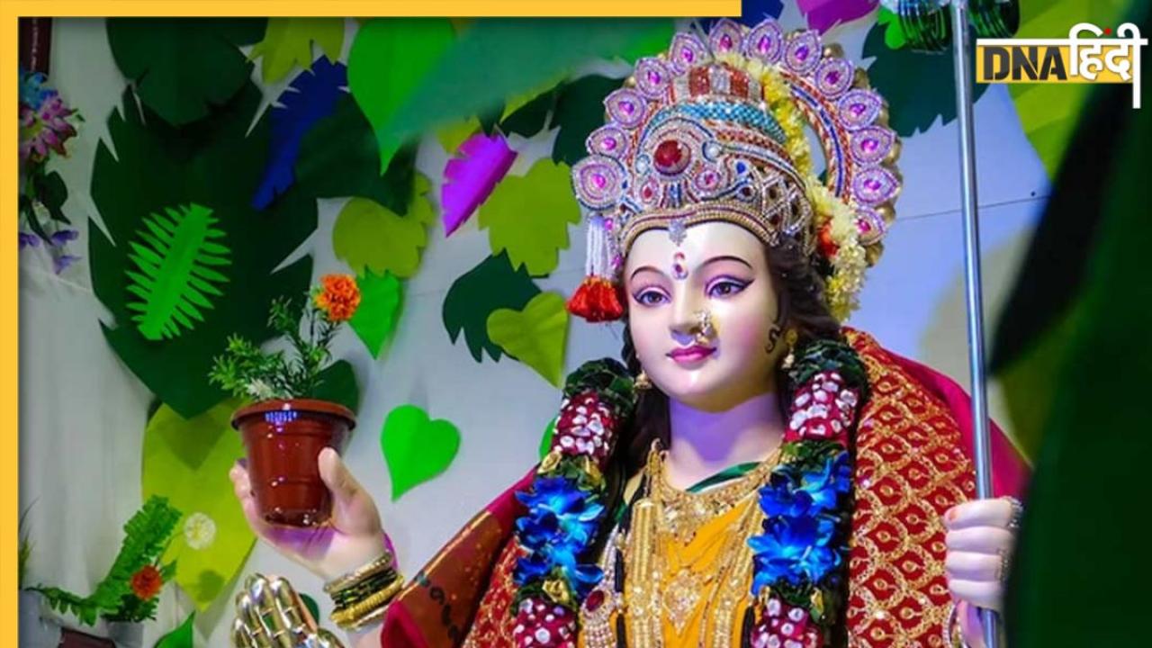 Shardiya Navratri 2023: नवरात्रों में करें दुर्गा कवच का पाठ, देवी मां की कृपा से मिलेंगे कई लाभ