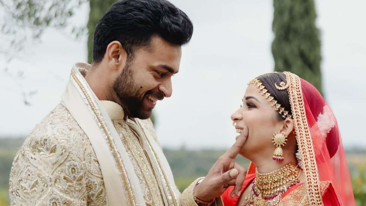 Varun Tej and Lavanya Tripathi breaking the internet with their love