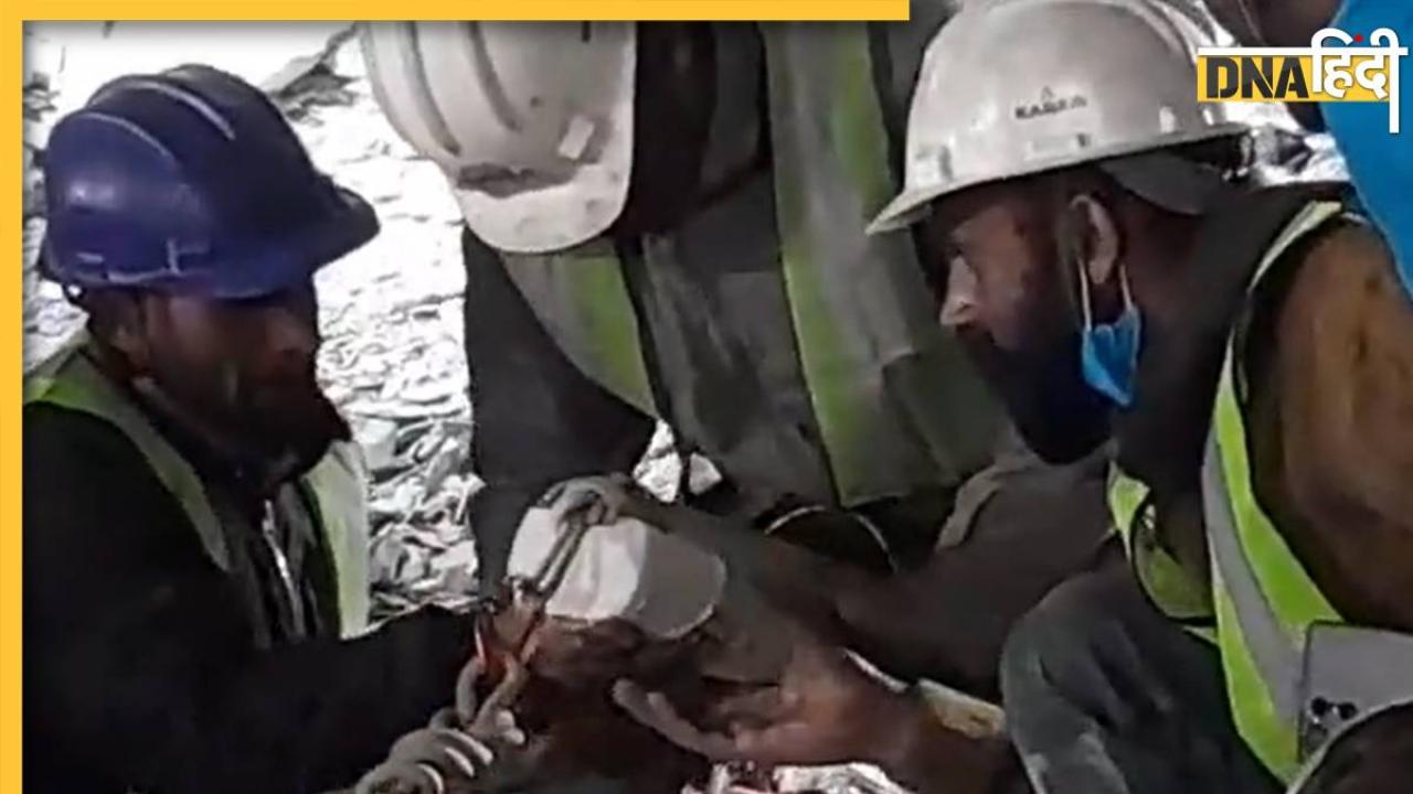 Uttarakhand Tunnel Rescue: 'ठीक से खाना खाती रहो' मौत के मुंह में बैठा है बेटा पर अपनी नहीं मां की सता रही चिंता