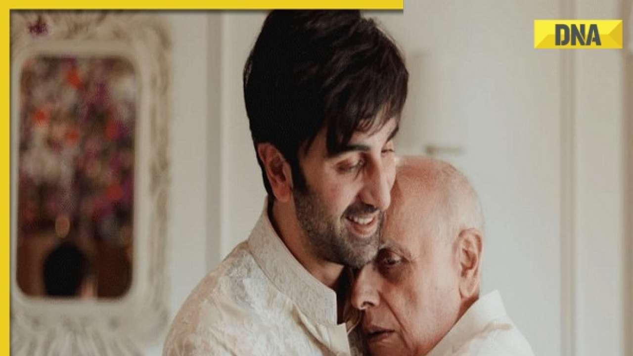 Watch: Mahesh Bhatt calls Ranbir Kapoor 'best father', actor's reaction goes viral