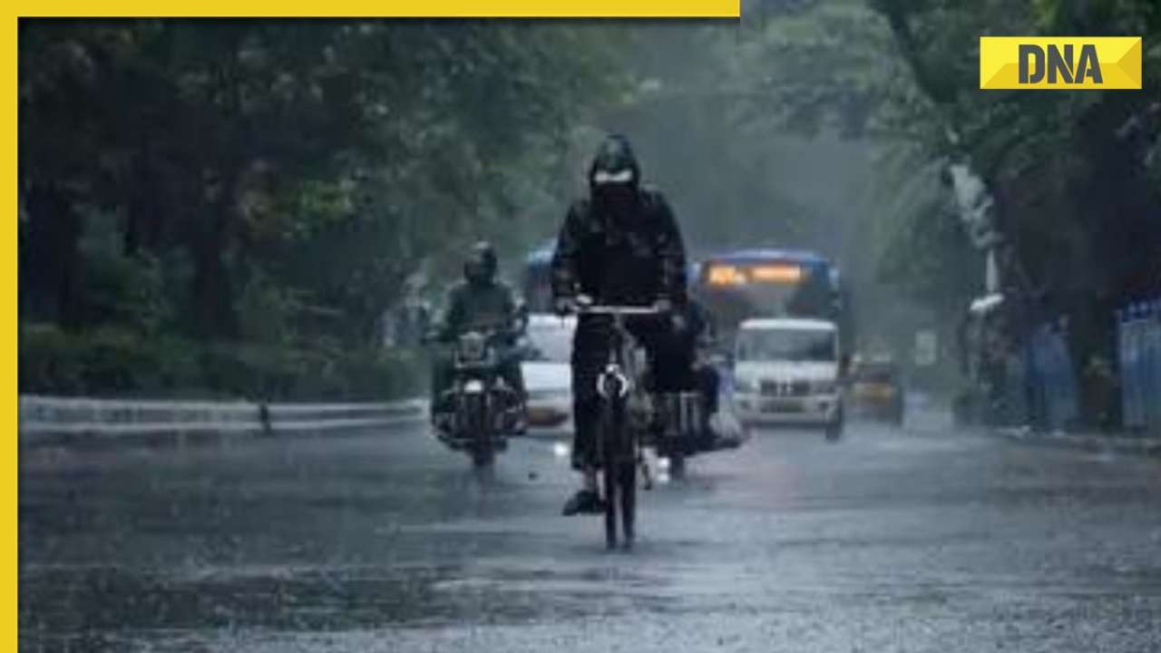 'Tham ke baras': Unseasonal rain lashes Delhi-NCR; Twitter reacts with memes and videos