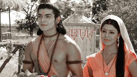 Gurmeet Choudhary, Debina Bonnerjee as Lord Ram and Sita