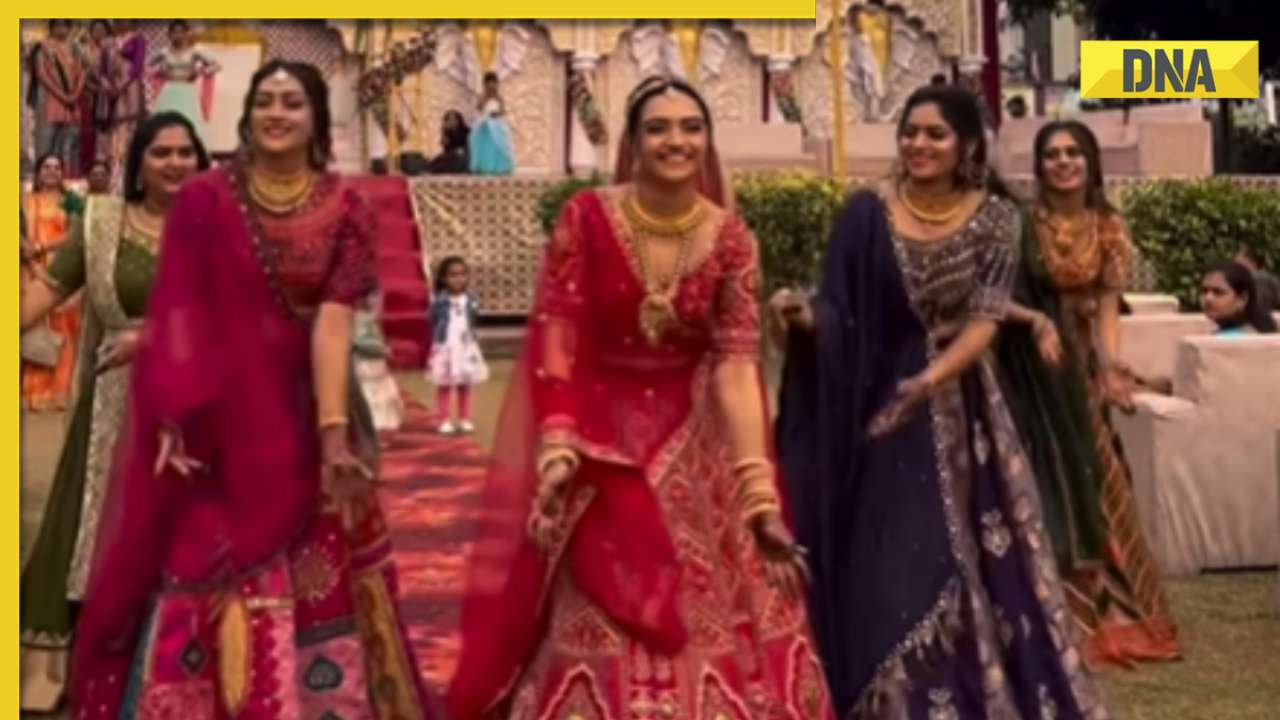 Viral video: Desi bride and her girl gang steal the show with epic dance to Mera Piya Ghar Aaya, watch