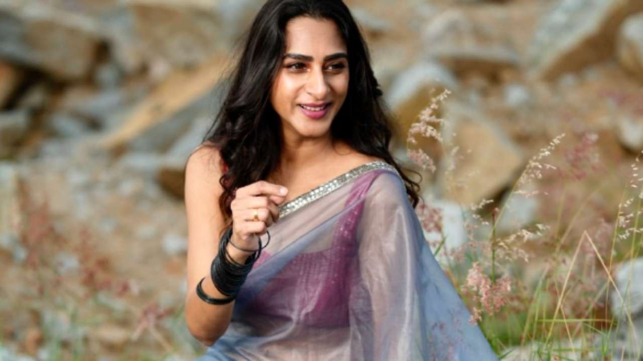 Meet actress Surekha Vani, in news for going bald; Ram Charan, Chiranjeevi,  Allu Arjuns co-star, shaved her head for...