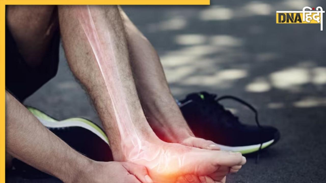 Foot Pain Causes : पैरों के तलवों में रहता है दर्द? हो सकती है ये बीमारी, जानें इसके लक्षण और बचाव के उपाय