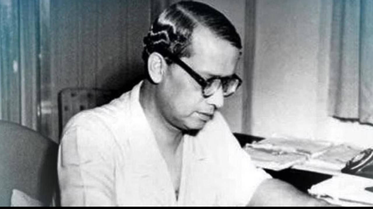 Sukumar Sen was first election commissioner