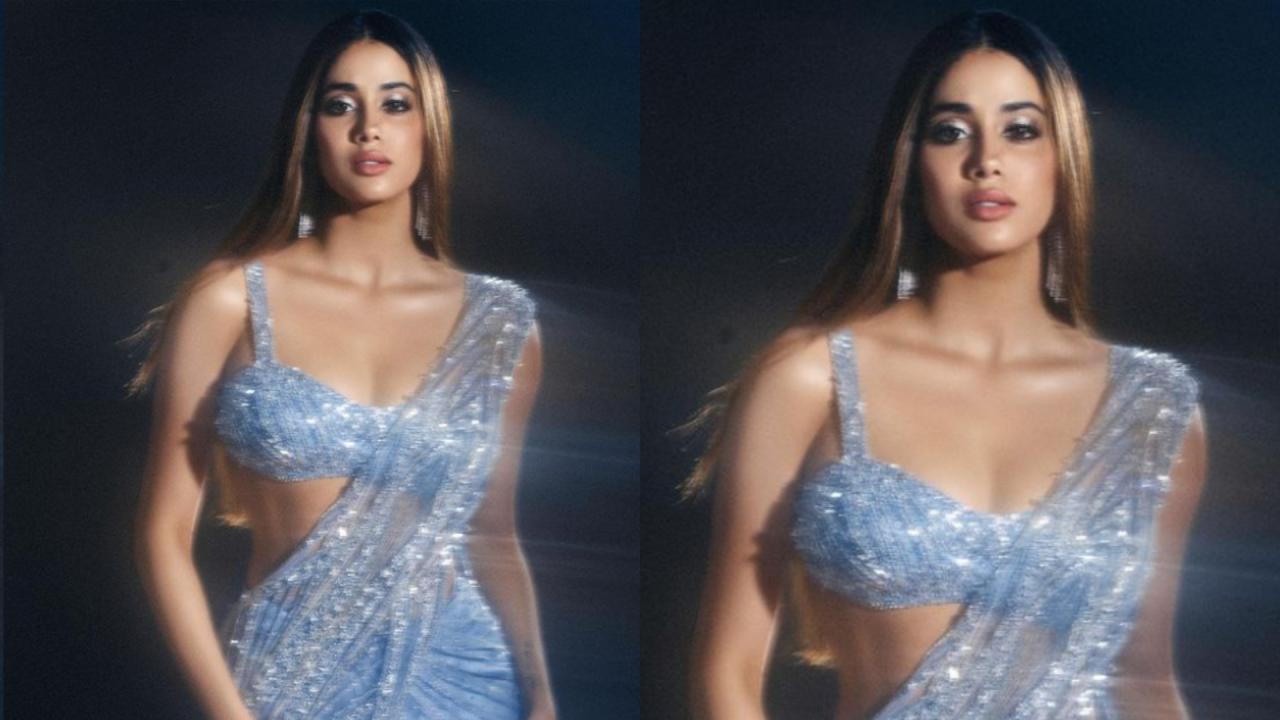 Janhvi Kapoor Looks Hot In Blue Shimmery Saree