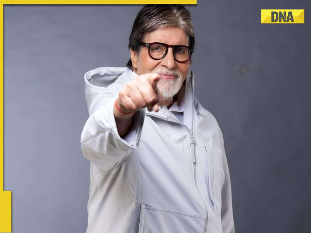 Amitabh Bachchan BigB: Amitabh Bachchan is wearing two watches in Bbuddha  Hoga Tera Baap and makes a sweeping style statement