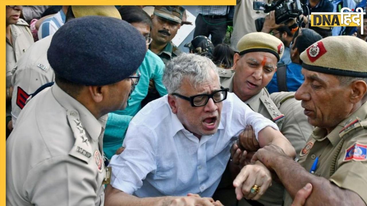 चुनाव आयोग के बाहर धरने पर बैठे TMC नेताओं को पुलिस ने हिरासत में लिया