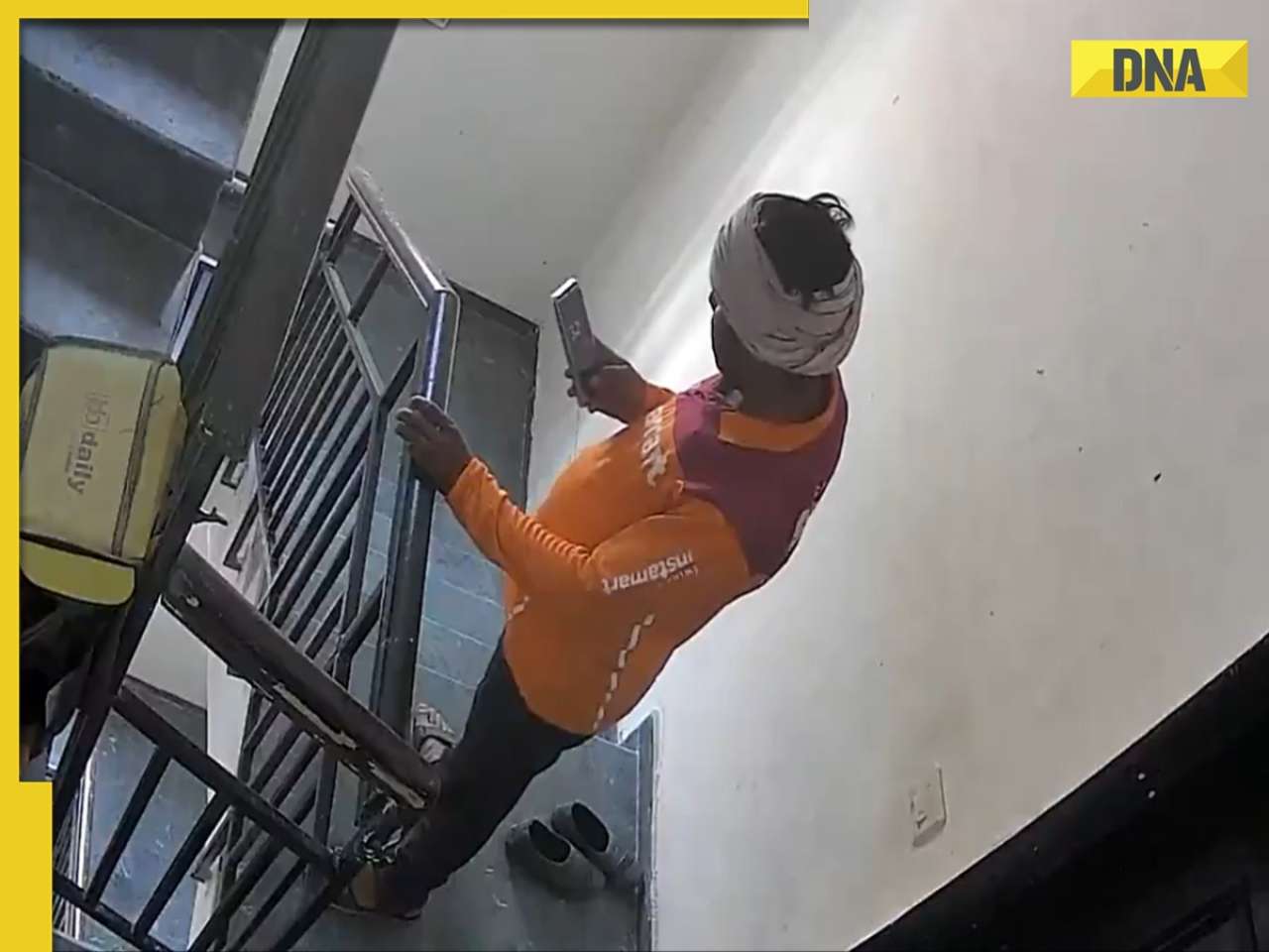Swiggy delivery partner steals Nike shoes kept outside flat, netizens react, watch viral video