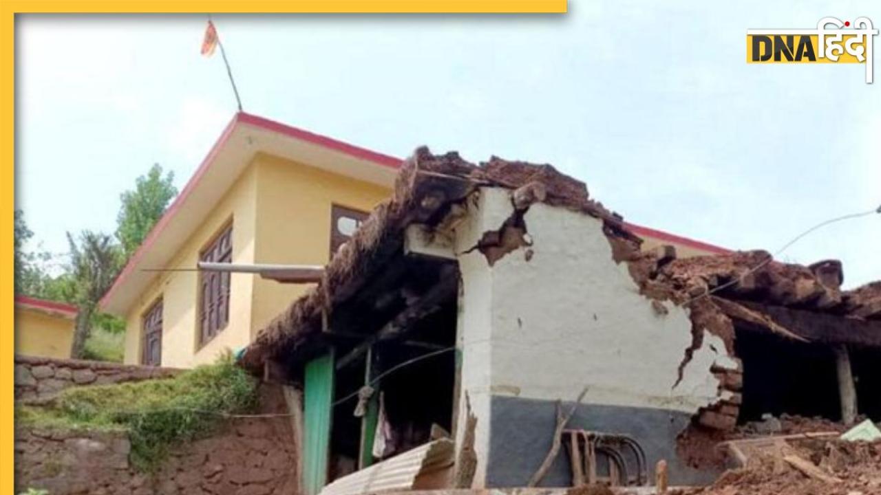 जम्मू-कश्मीर के रामबन में अचानक धंस गया 1 किमी दायरे में पहाड़, 50 घर गिरे, 300 लोग रेस्क्यू किए गए