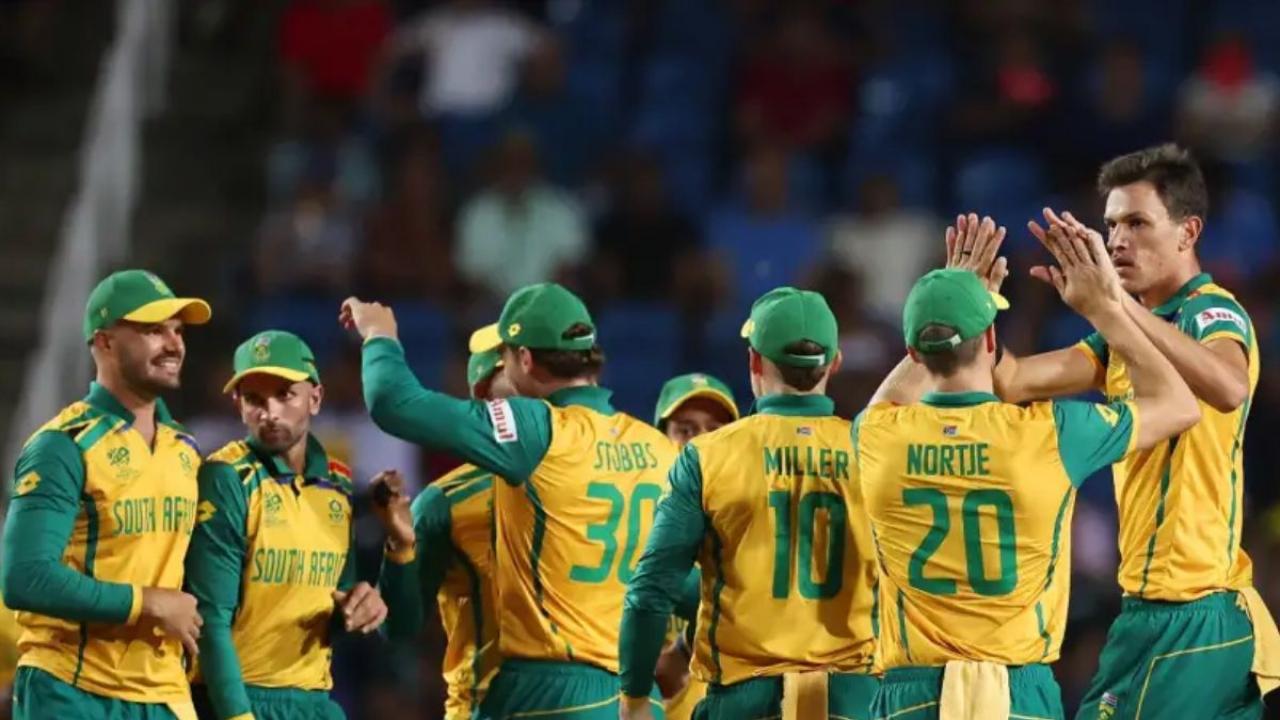SA vs AFG Semi-Final Match Highlights: साउथ अफ्रीका की पहली बार फाइनल में एंट्री, 9 विकेट से जीता सेमीफाइनल मुकाबला