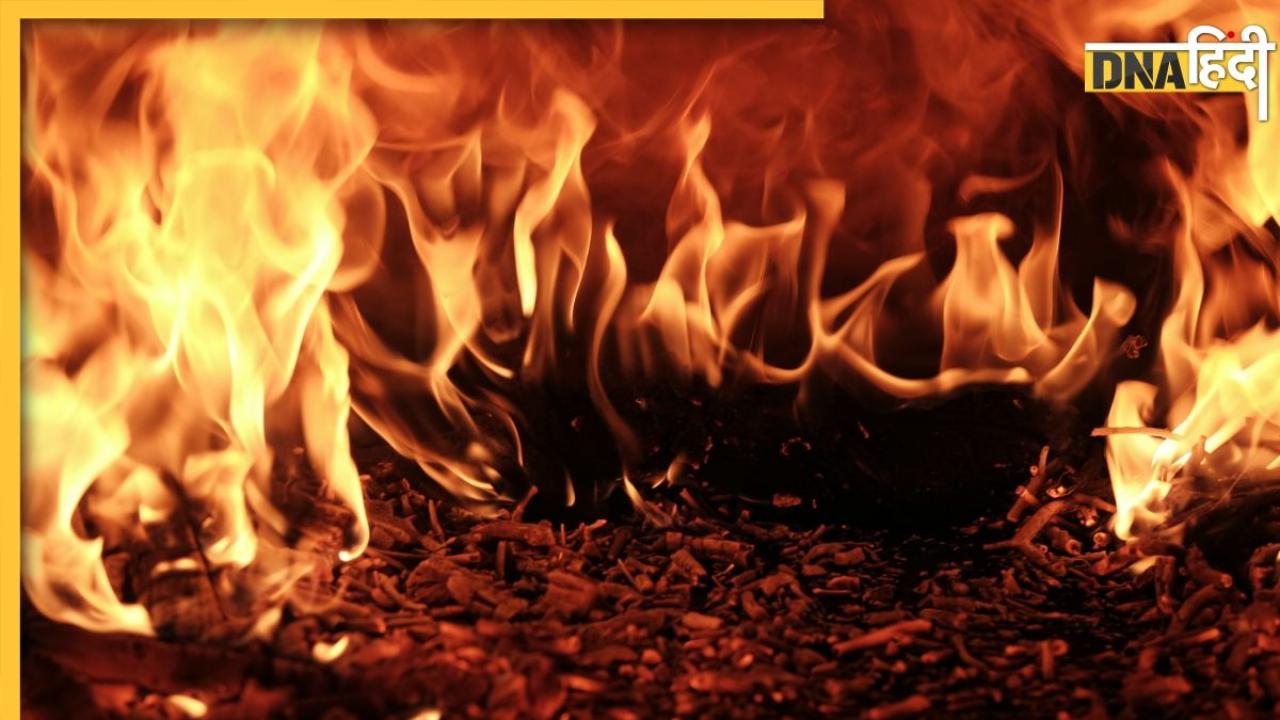 Noida News: चार्ज पर लगी बैटरी फटने से भड़की आग, तीन बच्चियों की जिंदा जलकर हुई मौत, पिता की हालत गंभीर 