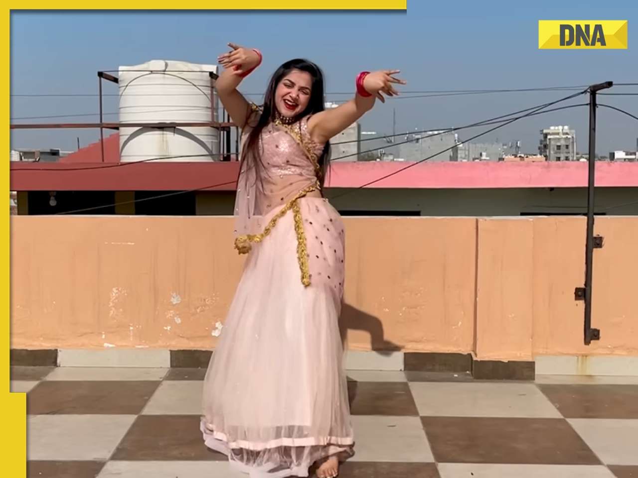 Viral video: Desi woman's spectacular dance to Haryanvi song burns the internet, watch
