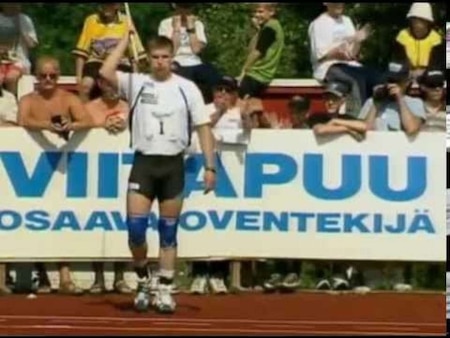 Aki Parviainen (FIN) - 93.09m