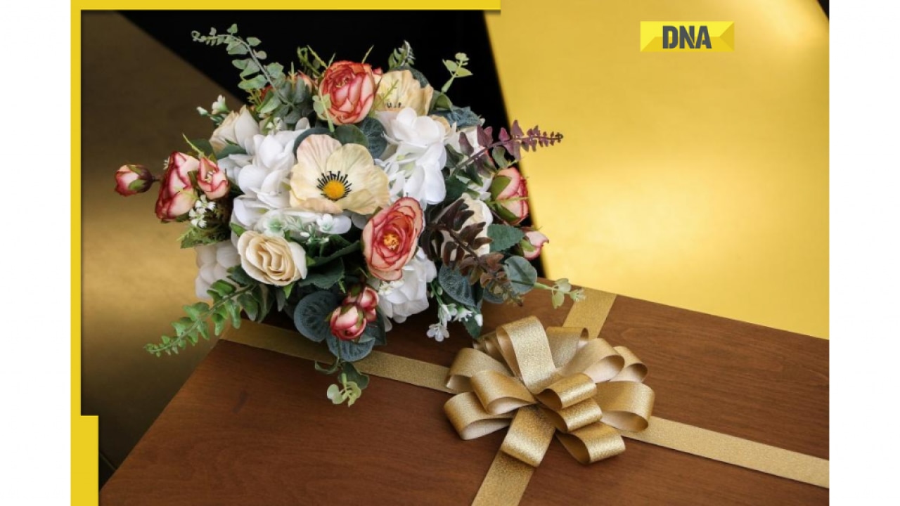 How to Choose Flower Arrangements Online: A Guide to Thoughtful Gifting