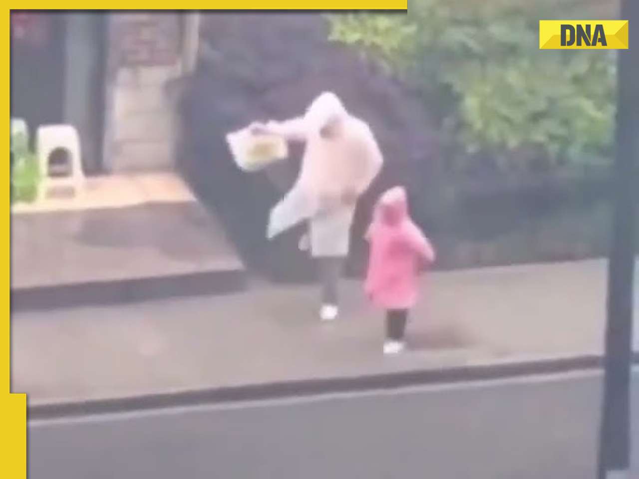 Viral video: Father-daughter's heartwarming dance in rain will make you go aww