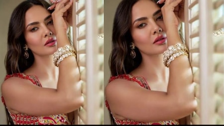 Esha Gupta exposed bollywood dirty secrets