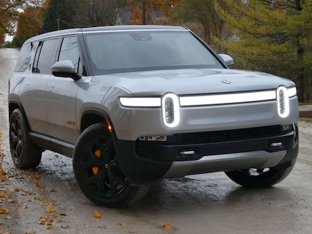 Rivian R1S