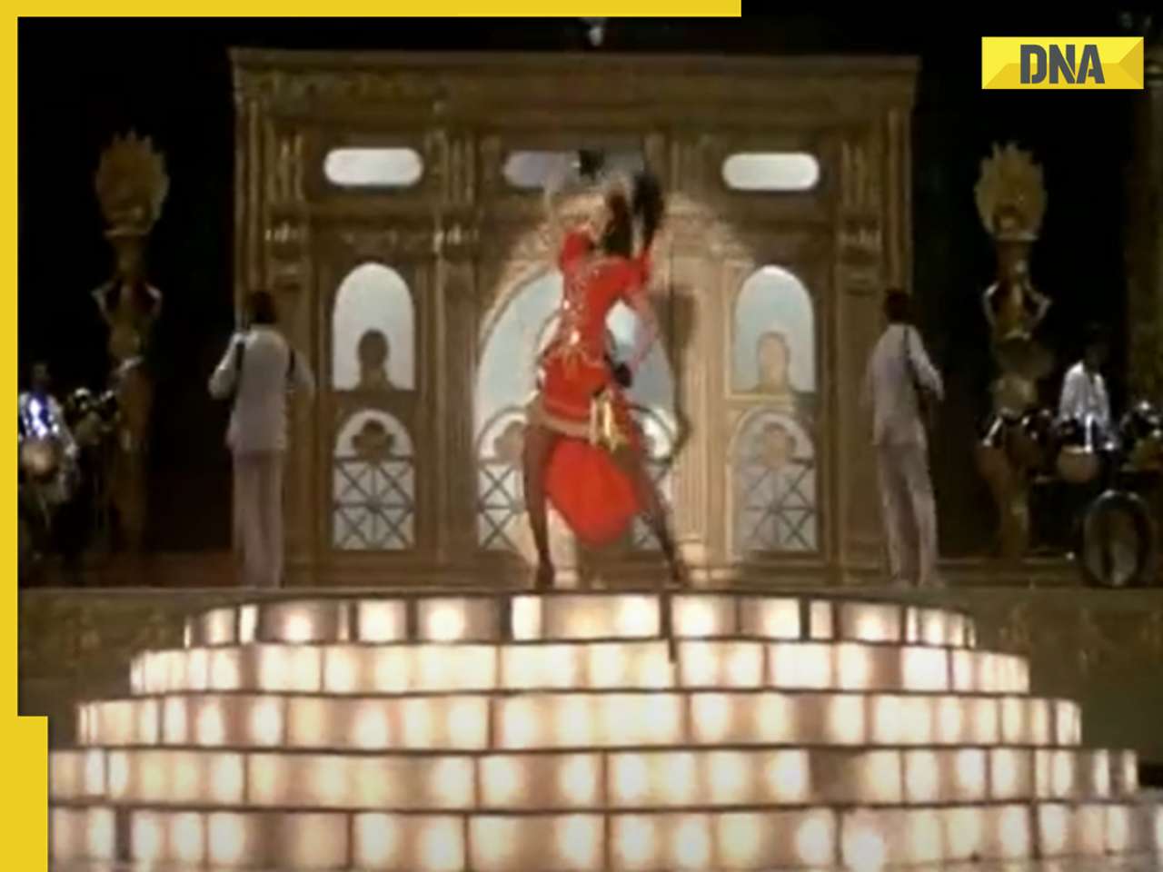 Lifestyle This was the most expensive and biggest flop film of the same year, was written by Javed Akhtar