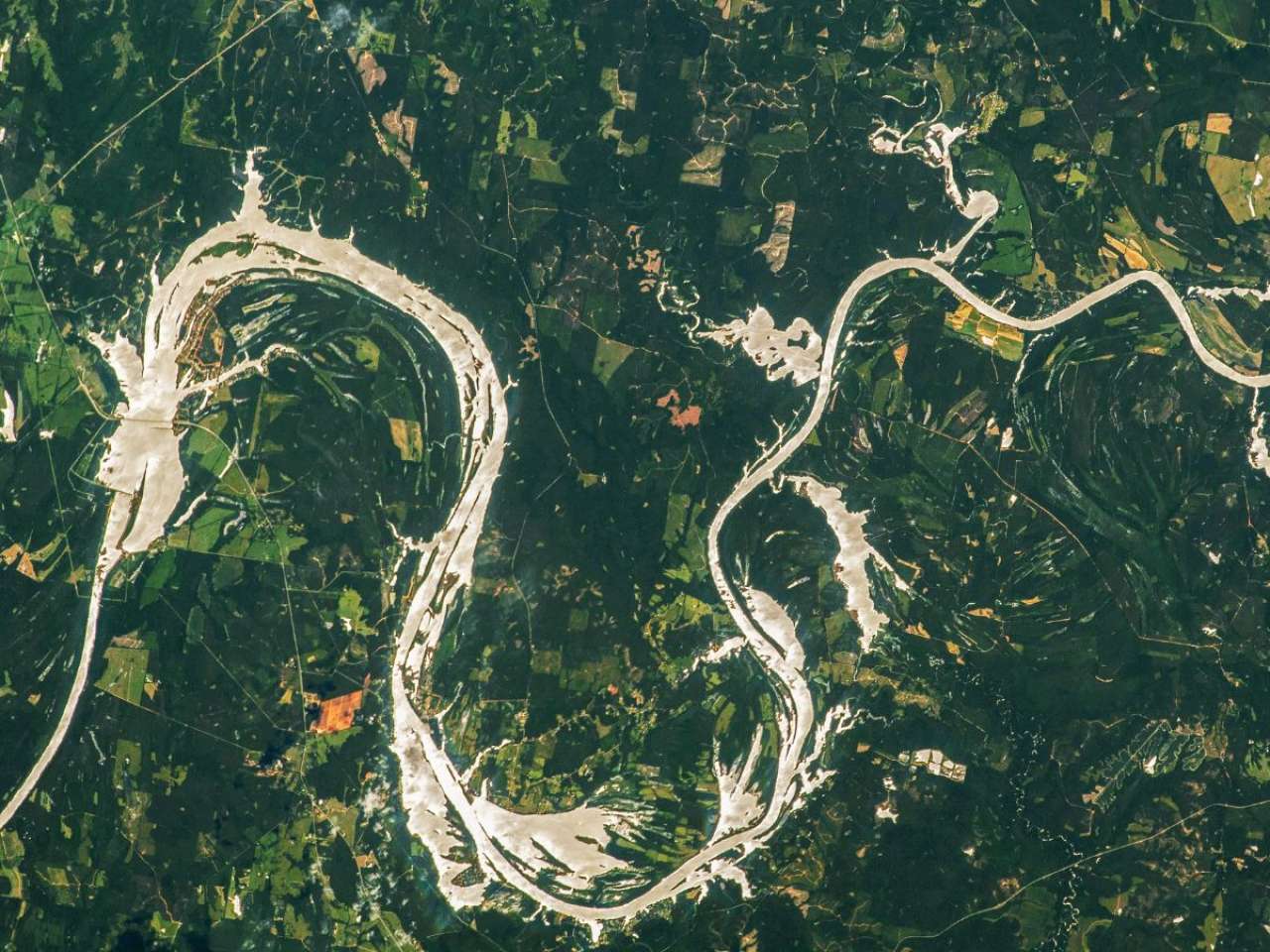 Sunglint on the Alabama River