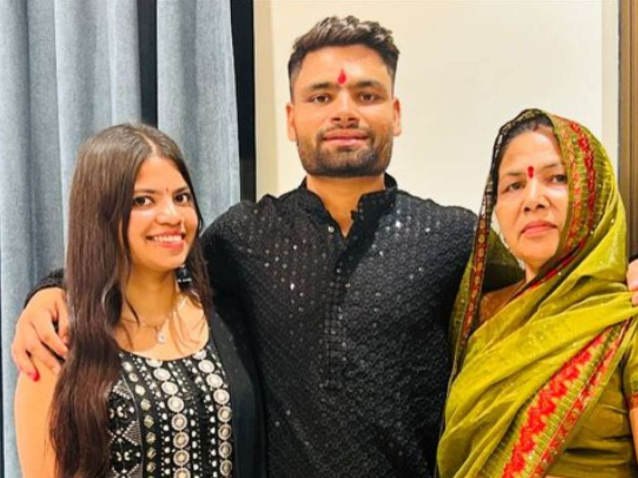 Rinku Singh and his family