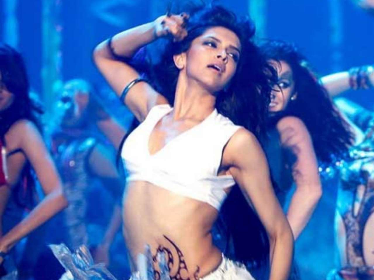 Deepika Padukone in Dum Marro Dum