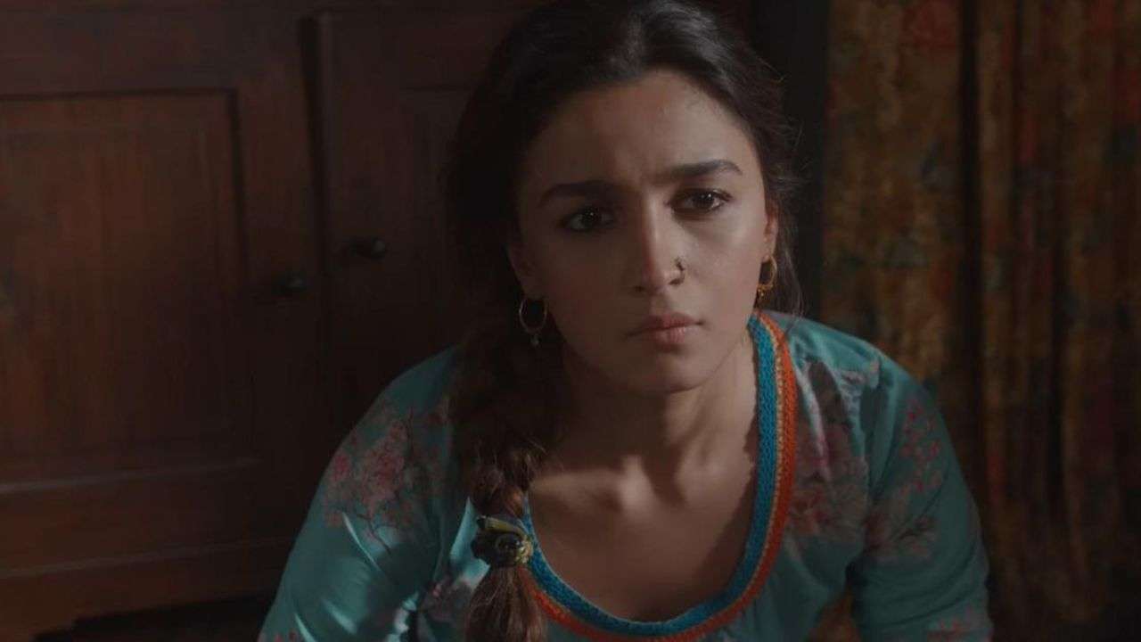 Alia Bhatt in Darlings