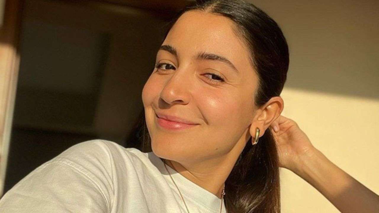 What you need for the DIY banana hair mask