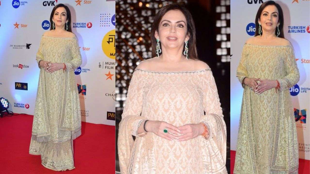 Style an off-shoulder kurta set