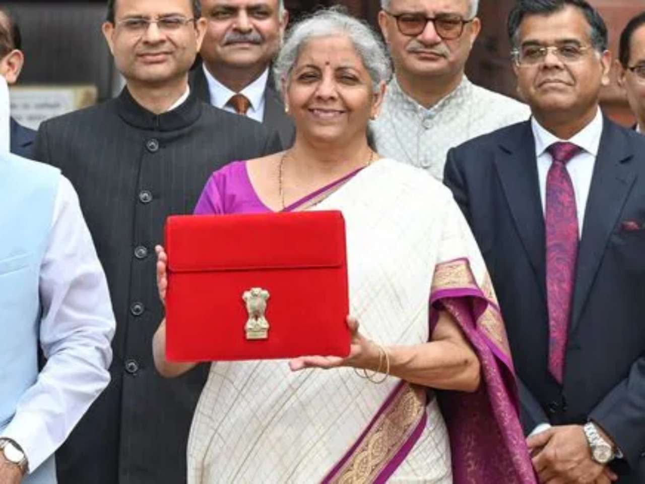 Union Budget 2024: Nirmala Sitharaman in white silk Mangalagiri saree