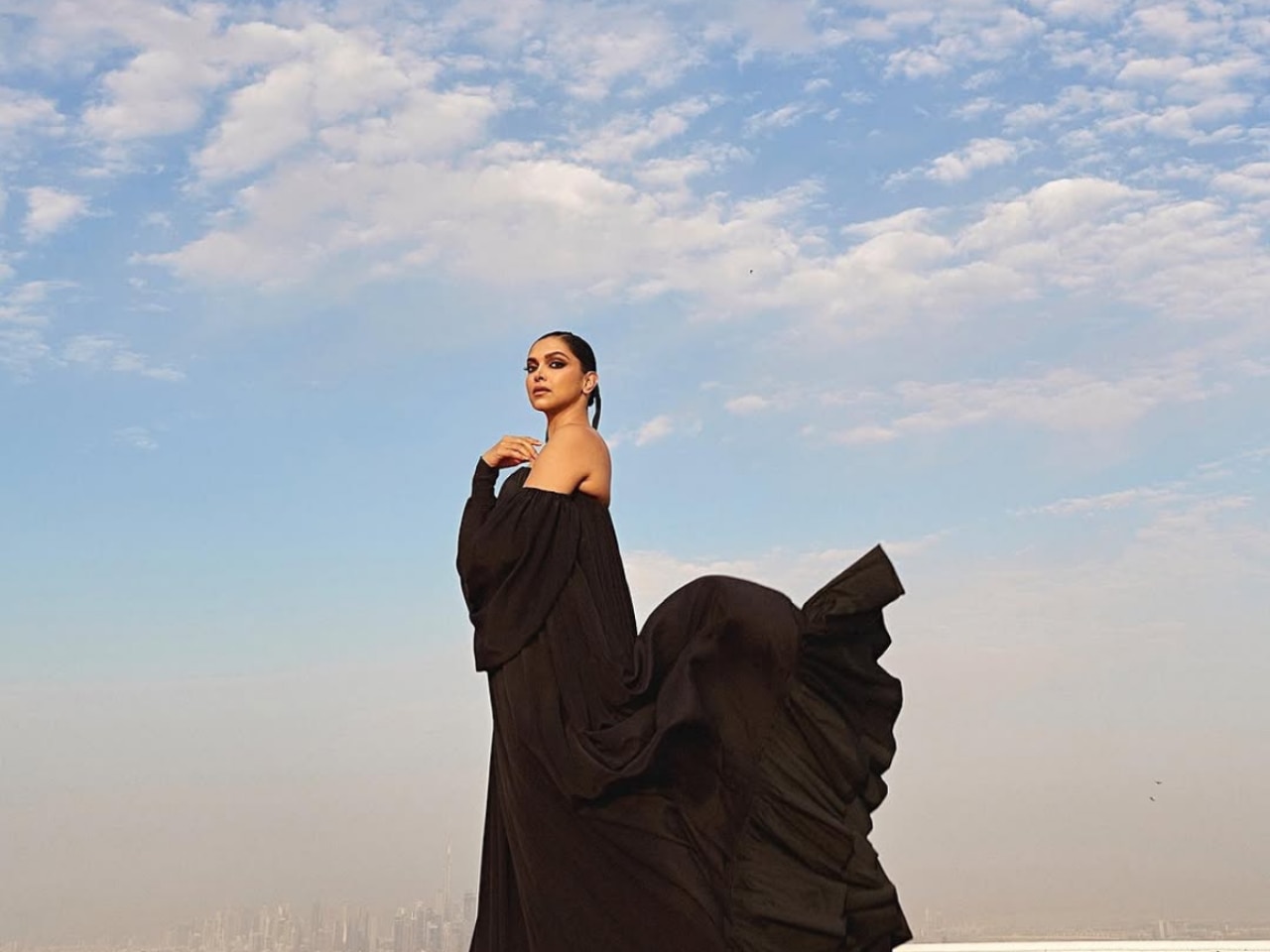 Deepika Padukone makes first global appearance after Dua's birth at Cartier  event, check out her glamorous look in black dress