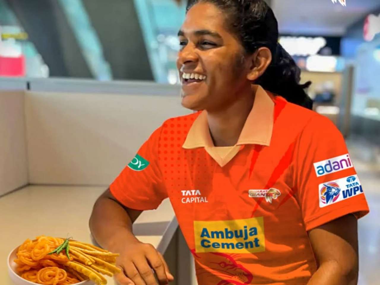 Meet Simran Shaikh, daughter of Dharavi electrician, most expensive buy