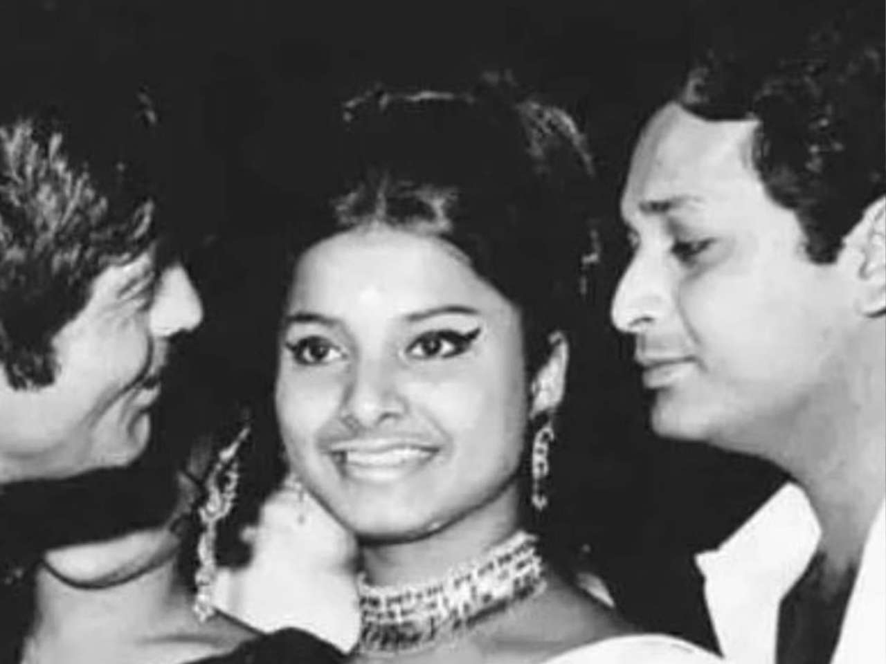 Why Biswajit kissed Rekha for five minutes?