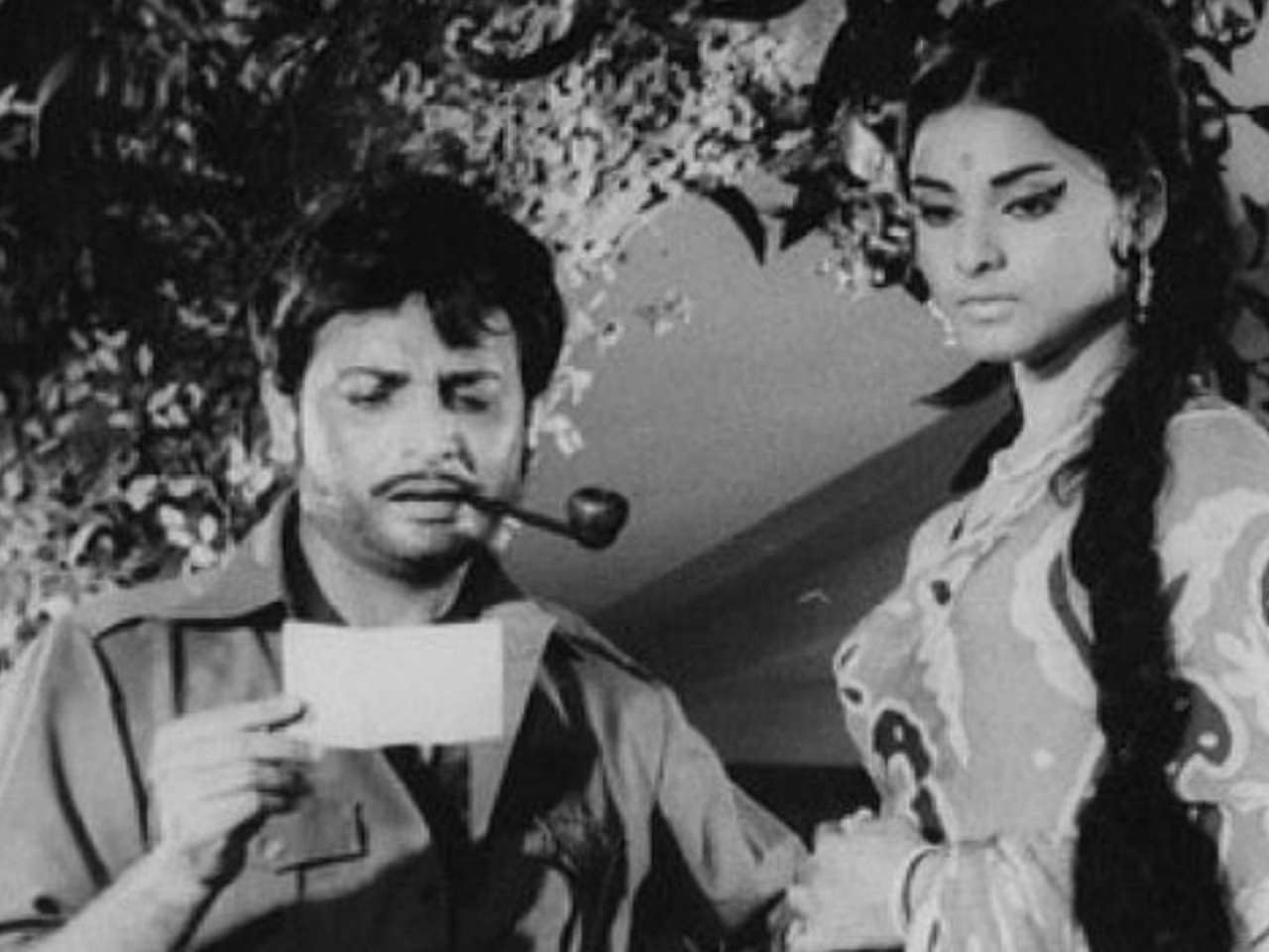 Rekha's reaction after kissing incident