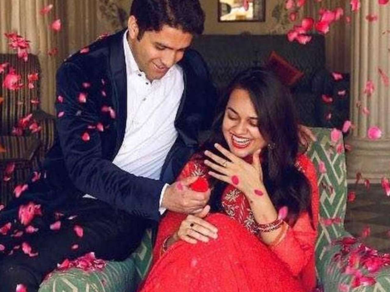 Athar Aamir Khan’s Previous Marriage to IAS Tina Dabi: