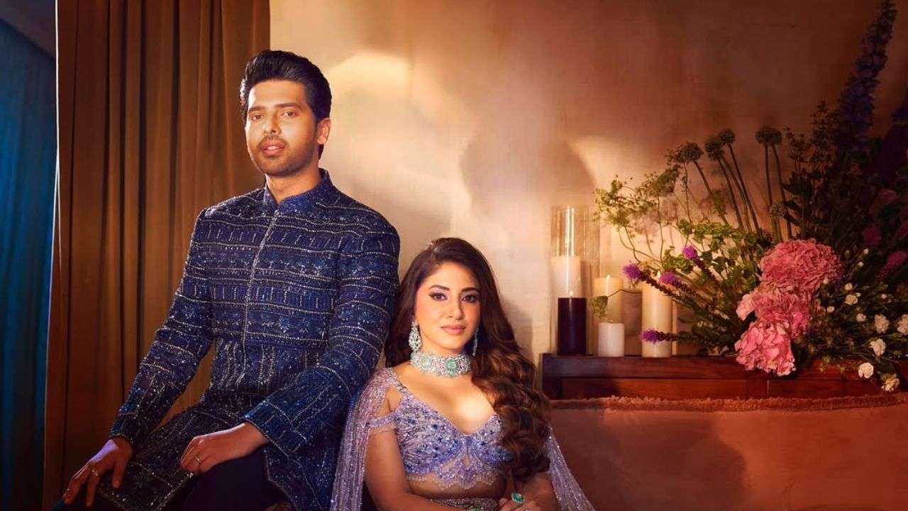 Radiate elegance in a dreamy setting