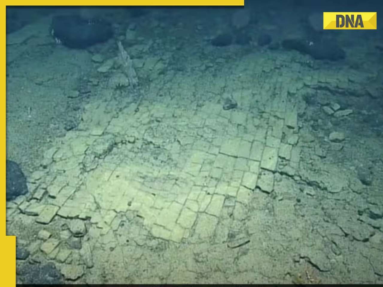 Mysterious 'yellow brick road' discovered at the bottom of the Pacific ocean, it was built by...
